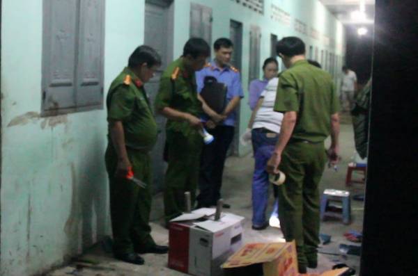 Tạm giữ nhóm 9X đánh chết hàng xóm