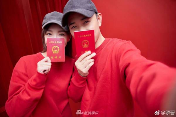 Bộ ảnh cưới được khen đẹp như chuyện cổ tích của Đường Yên - La Tấn