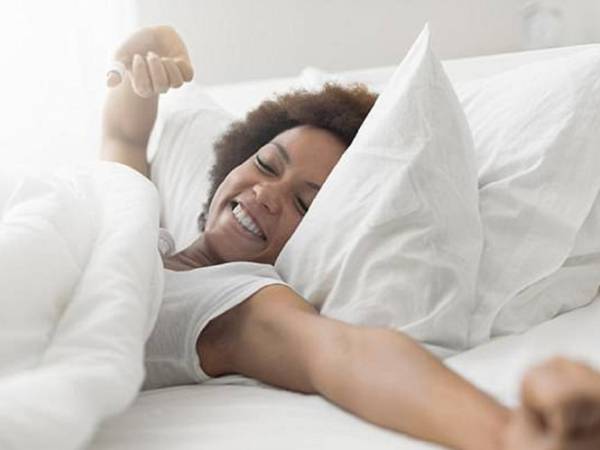 Khu giờ ngủ phù hợp với nhịp sinh học tự nhiên sẽ giúp cơ thể tràn trề năng lượng vào sáng hôm sau