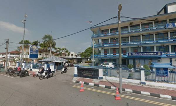 Trụ sở đồn cảnh sát Muar