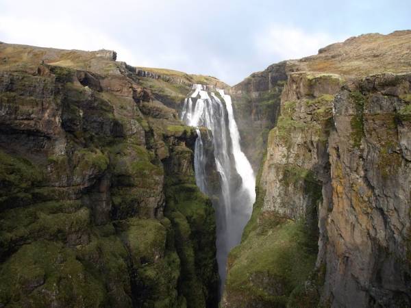 Ghé thăm ‘thung lũng hơi nước’ huyền bí ở Iceland