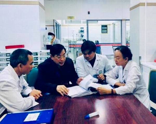 Đoàn Cục Quản lý khám, chữa bệnh - Bộ Y tế kiểm tra, chấm điểm tại bệnh viện Bạch Mai