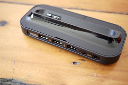 Chân đế kết nối điện thoại với TV (HD Multimedia Dock).
