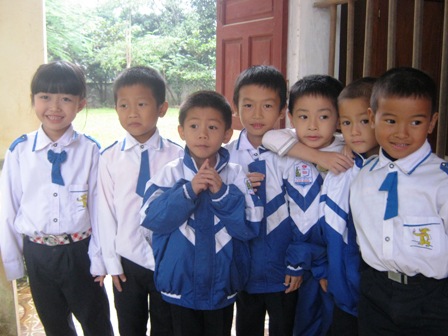 tre-con-khong-the-mang-nhung-au-lo-toan-tinh-cua-nguoi-lon.jpg