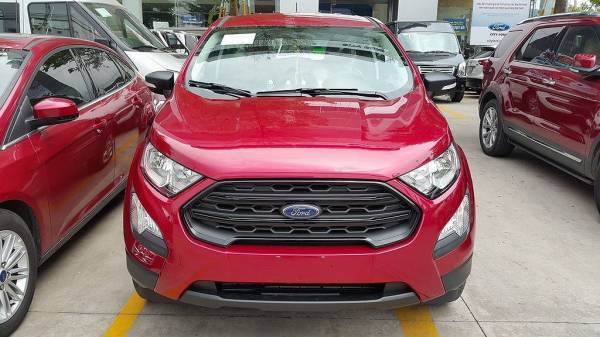 Ford EcoSport Ambiente 545 triệu đồng: “SUV giá rẻ” tại Việt Nam