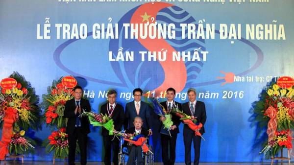 Lễ trao giải thưởng Trần Đại Nghĩa lần thứ nhất năm 2019 - Ảnh: VAST