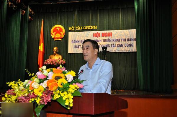 Thứ trưởng Bộ Tài chính Trần Xuân Hà phát biểu khai mạc hội nghị.