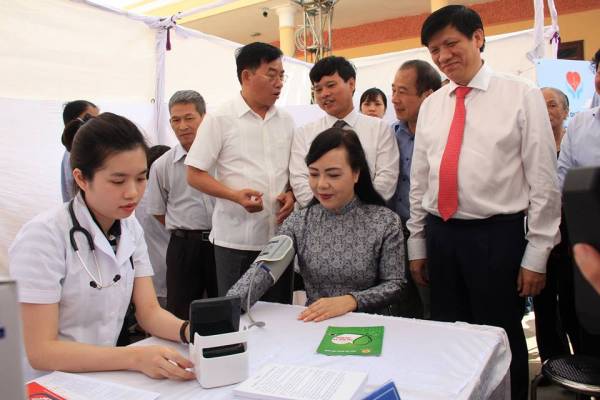 Khoảng 60% người bị tăng huyết áp chưa được phát hiện