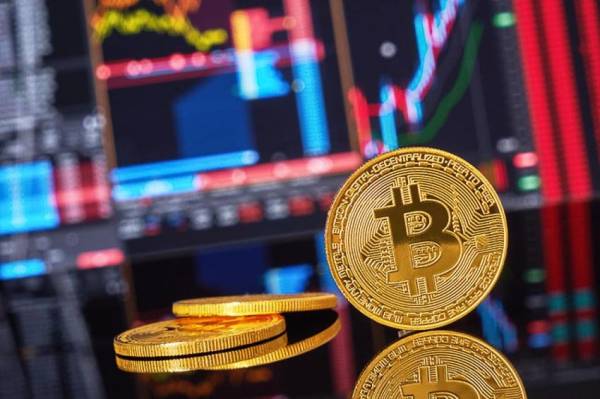 Giá Bitcoin hôm nay (18/5): Giá tiếp tục giảm mạnh, chờ kỳ tăng giá mới