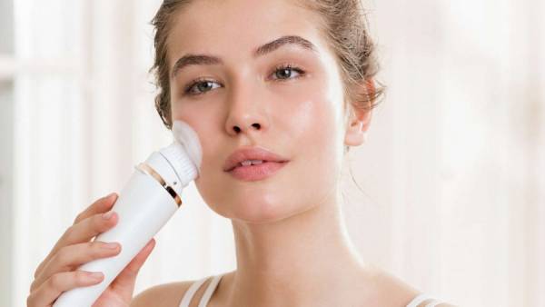 Làm sạch sai cách cũng có thể khiến da bạn tổn thương?