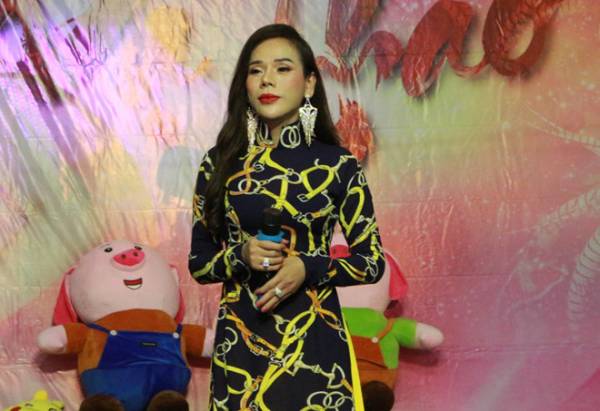 Dạ Thảo mong muốn được khán giả nhìn nhận là một ca sĩ, có cái nhìn thiện cảm hơn với những người chuyển giới như cô