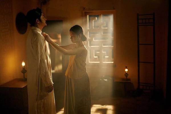 Theo nhà sản xuất, sở dĩ phim phải ngừng chiếu là vì không muốn câu chuyện ồn ào bị đẩy đi quá xa.