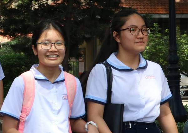 Học sinh đưa hiện tượng Khá Bảnh vào bài làm môn Văn kỳ thi lớp 10