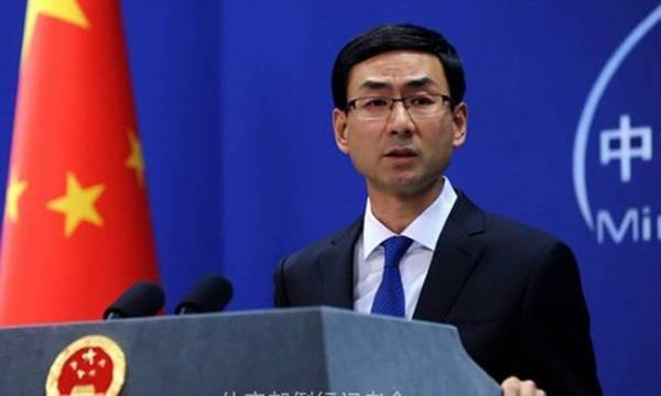 Người phát ngôn Bộ Ngoại giao Trung Quốc Cảnh Sảng - Ảnh: AP