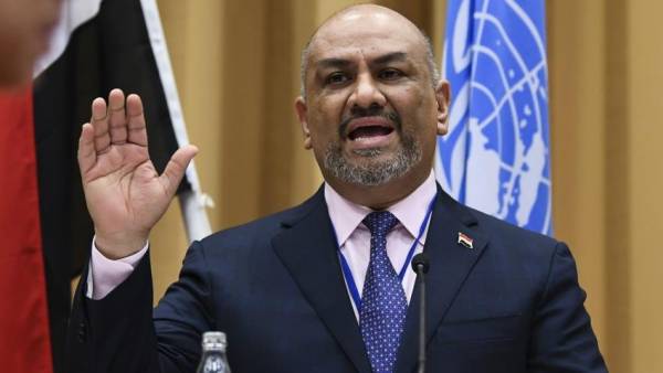 Bị Chính phủ lên án, Ngoại trưởng Yemen từ chức.
