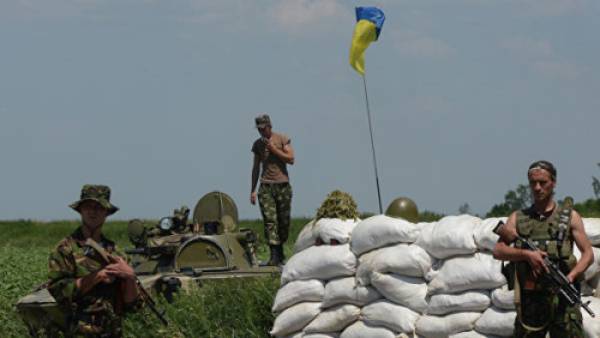 Quân nhân Ukraine say rượu bắn đồng đội ở Donbass