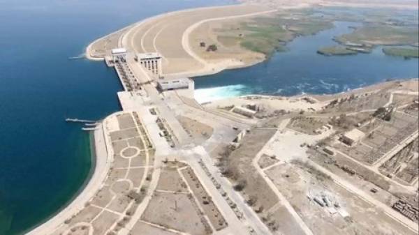 Đập Tabaqa, một trong những con đập quan trọng nhất của Syria.