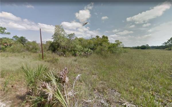 Vật thể bí ẩn được phát hiện trên bầu trời Florida, Mỹ