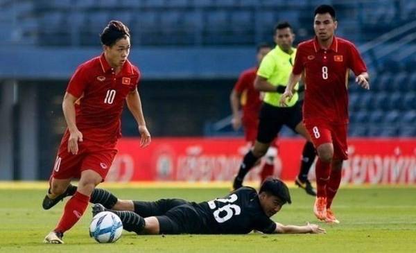 Công Phượng sẽ tiến bộ khi sang châu Âu thi đấu?