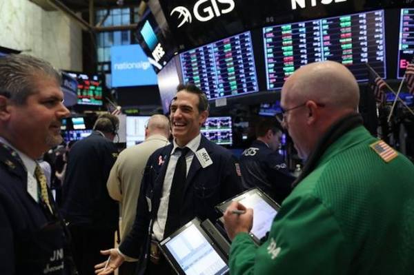 Mỹ - Trung trở lại bàn đàm phán, giới đầu tư hồ hởi xuống tiền