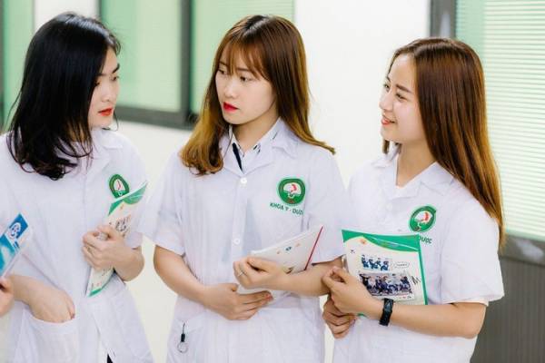 Sinh viên ngành Y Dược. Ảnh: Cao đẳng Công thương Việt Nam.