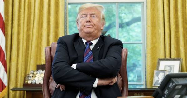 Ông Donald Trump khuyên Iran 'nên cẩn trọng'.