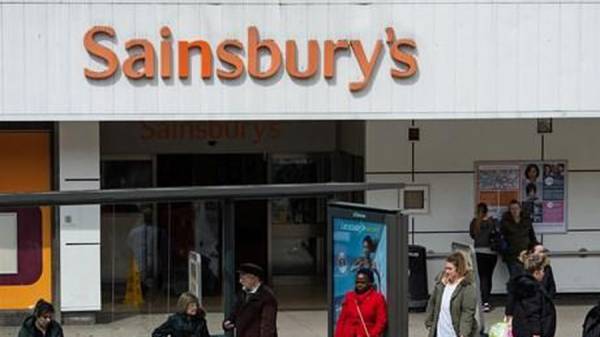 Doanh thu của các nhà bán lẻ tại nước Anh giảm thấp kỷ lục