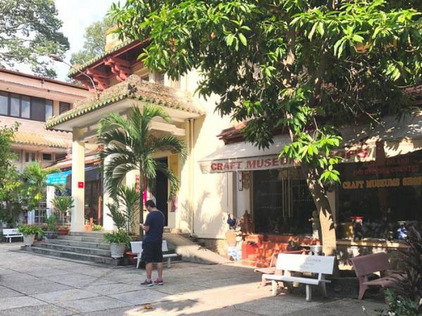 Các dịch vụ bổ trợ tại Bảo tàng Lịch sử TP.HCM bị đóng cửa - Ảnh: ẢNH: QUỲNH TRÂN