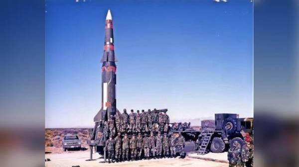 Một hệ thống tên lửa Pers Breath 1B, không bị giới hạn bởi hiệp ước INF - tại khu vực thử nghiệm quân sự White Sands của Mỹ vào tháng 1 năm 1986. Ảnh: US ARMY