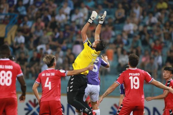 Sai lầm của thủ môn Tấn Trường khiến B.Bình Dương mất cúp về tay Hà NộiẢnh: Tuấn Tú