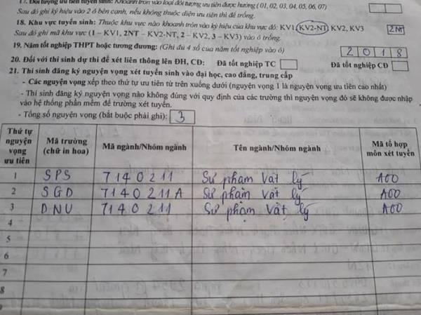 Thí sinh Nguyễn Minh Quân đăng ký nguyện vọng ngành Sư phạm Vật lý vào 3 trường đại học nhưng đều trượt, trong đó có ĐH Đồng Nai. Ảnh: NVCC.