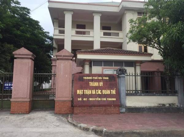 Thành ủy TP Hà Tĩnh nơi Trưởng Ban Tổ chức Trần Quốc Đạt công tác