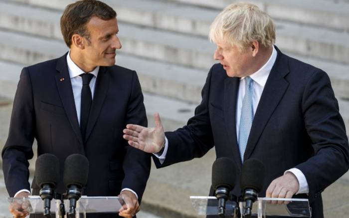 Thủ tướng Anh gặp Tổng thống Pháp trao đổi về Brexit. Ảnh: France24