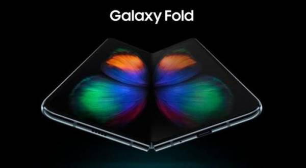 Điện thoại gập Galaxy Fold.
