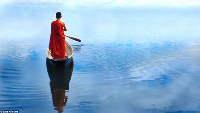 Tâm bất biến giữa dòng đời vạn biến