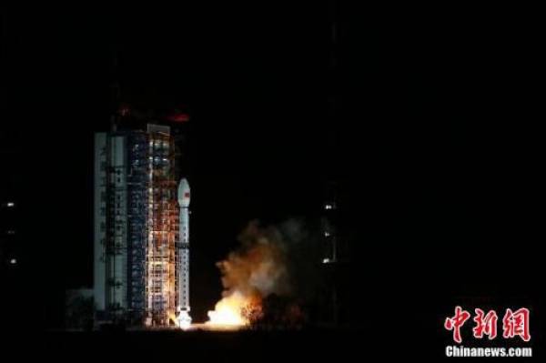 Trung Quốc phóng vệ tinh Cao phân 10.