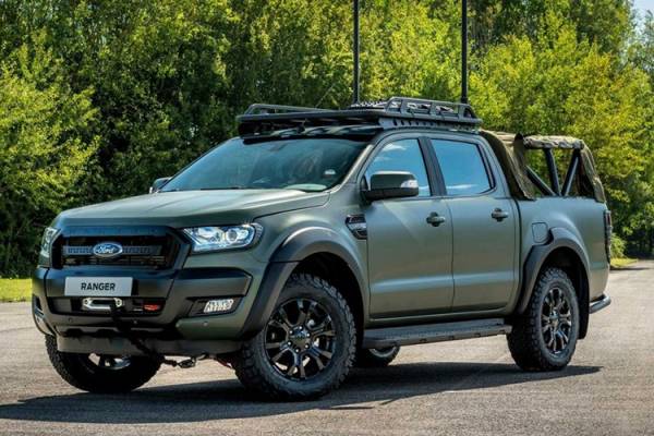 Xe bán tải Ford Ranger 2019 độ chống đạn siêu hầm hố
