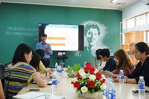 Nhiều ý kiến cho rằng Bộ không nên quy định cứng về diện tích làm việc cho giảng viên. Ảnh: T.F