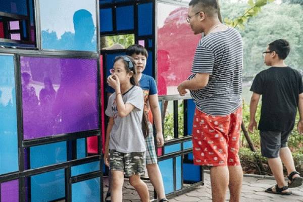 Tác phẩm “Tháp” bên Hồ Gươm đã bất đắc dĩ trở thành nhà vệ sinh