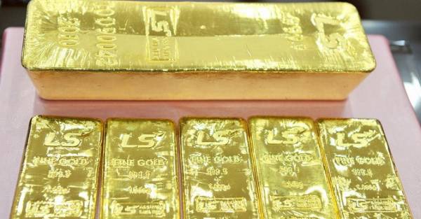 Ngân hàng Trung ương nhiều nước và các quỹ đang chạy đua mua vàng