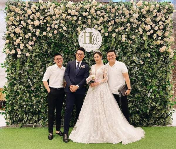 Kiều Oanh rạng rỡ trong ngày cưới