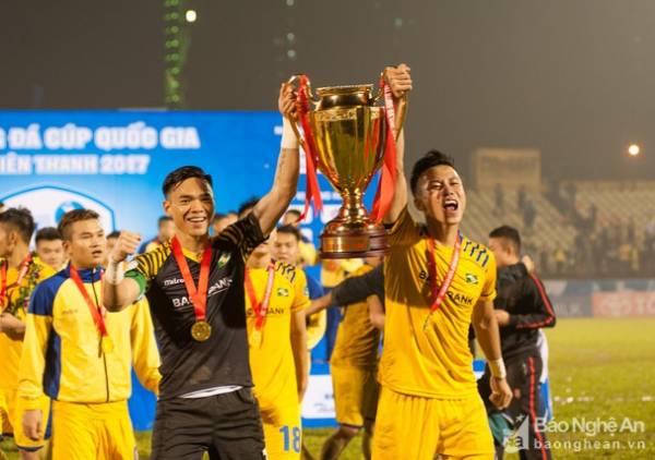 Quế Ngọc Hải và Trần Nguyên Mạnh lẫn Hồ Khắc Ngọc đều gia nhập Viettel. Ảnh tư liệu