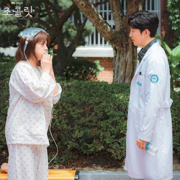 Phim của Yoon Kye Sang và Ha Ji Won dẫn đầu rating đài cáp ngay khi ra mắt