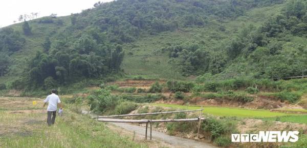 Một góc bản Khoong.