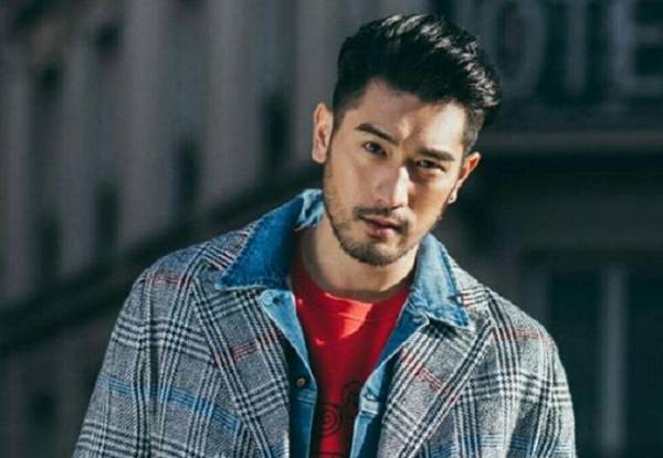 Cao Dĩ Tường đột ngột qua đời ở tuổi 35.