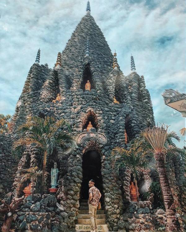 Khánh Hòa: Chiêm ngưỡng tận mắt ngôi chùa được làm 100% từ vỏ ốc “độc nhất vô nhị” ở Việt Nam!