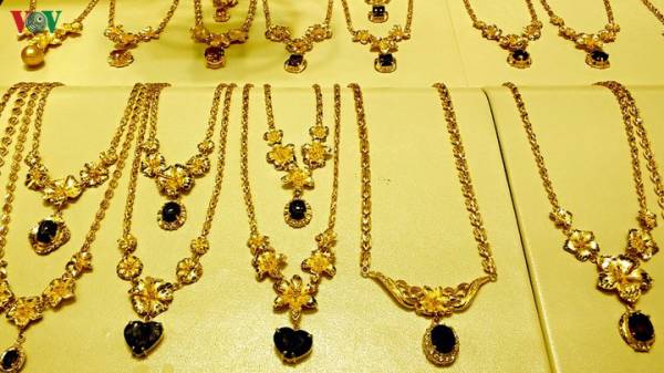 Giá vàng SJC đảo chiều tăng nhẹ.