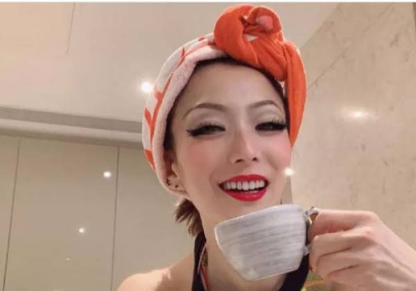 Tiểu tam của chồng trở về, diva Hong Kong bình thản