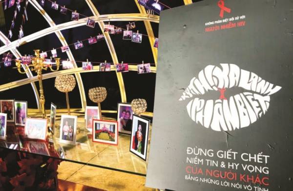 Chấp nhận và yêu thương, dù rất khó khăn