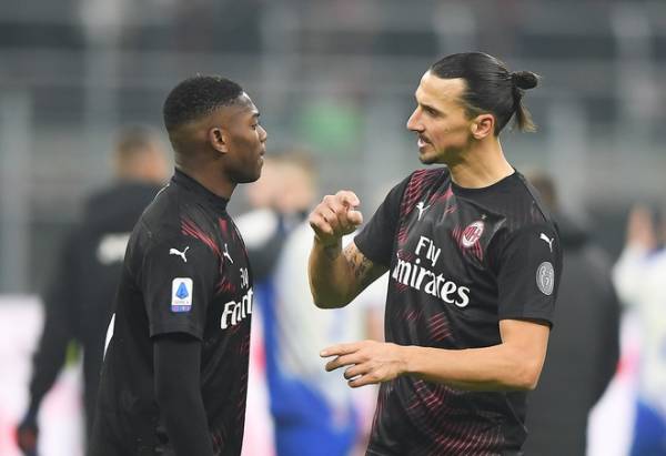 Ibra không giúp được Milan với những con người quá kém về đẳng cấp. Ảnh: Reuters.